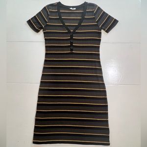 Abound Green Bodycon MIDI Dress size Medium